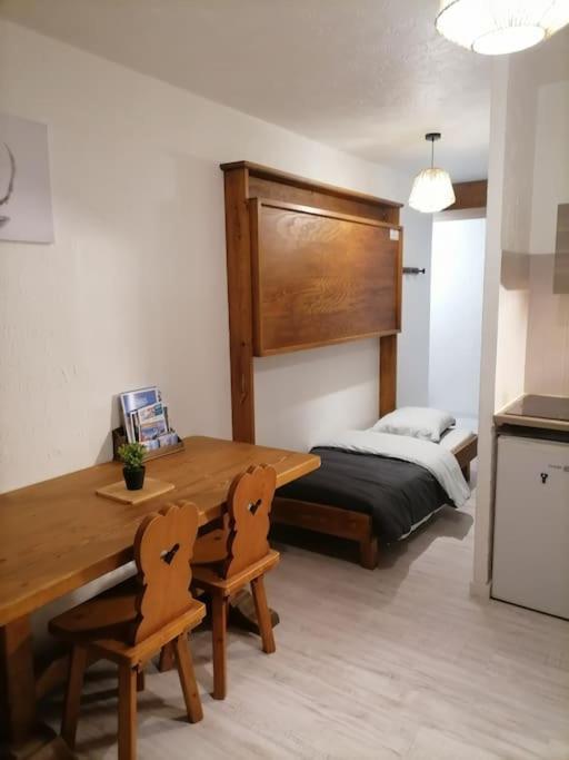 Apartment Aux Pieds Des Pistes / Piscine